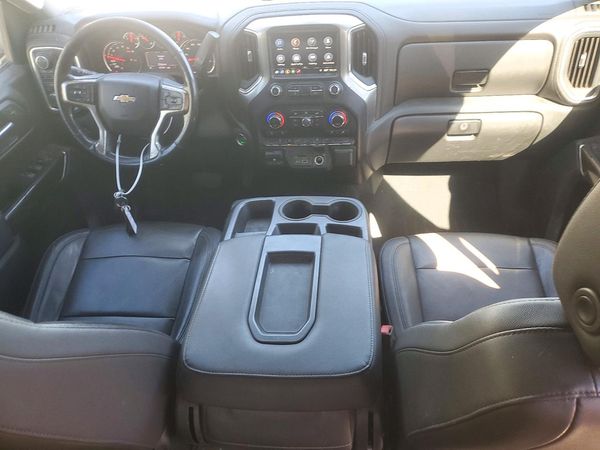2019 CHEVROLET SILVERADO LT — CKPT