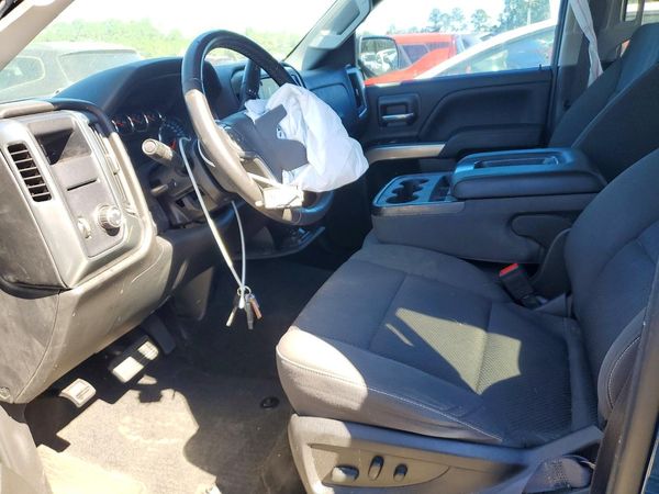 2017 CHEVROLET SILVERADO LT — DENT