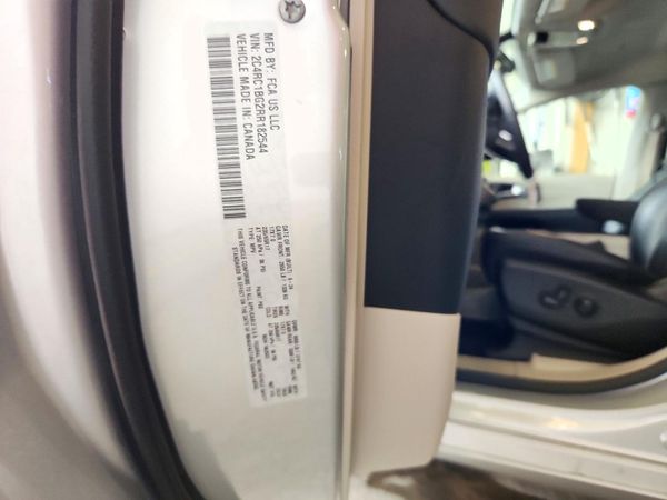 2024 CHRYSLER PACIFICA Touring L — VINS