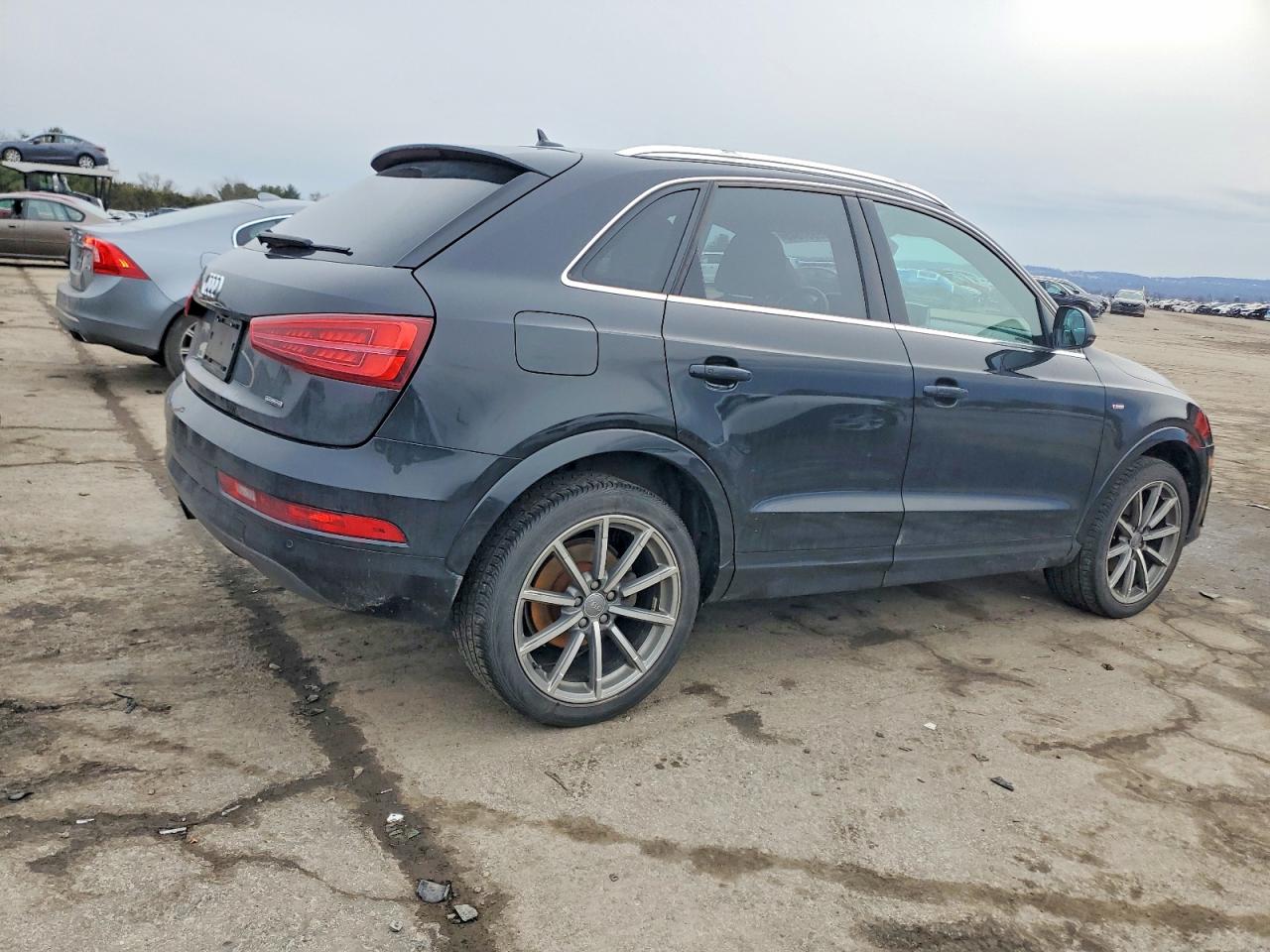 2018 AUDI Q3