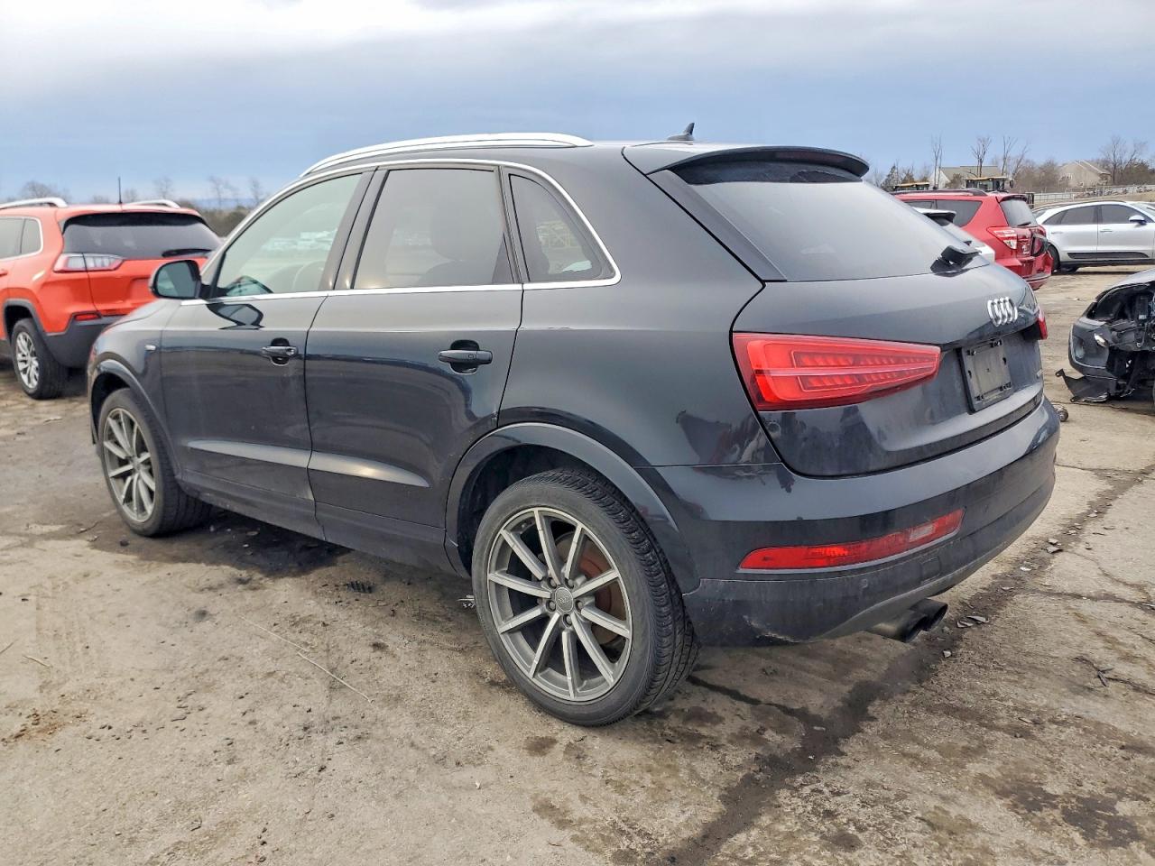 2018 AUDI Q3