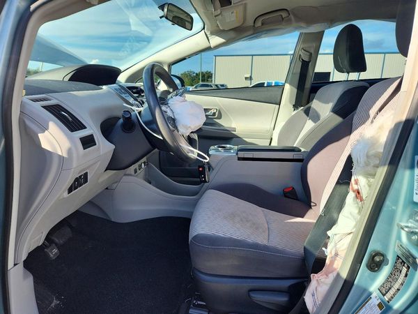 2015 TOYOTA PRIUS V TW — DENT