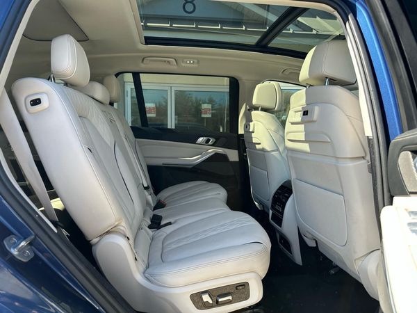 2020 BMW X7