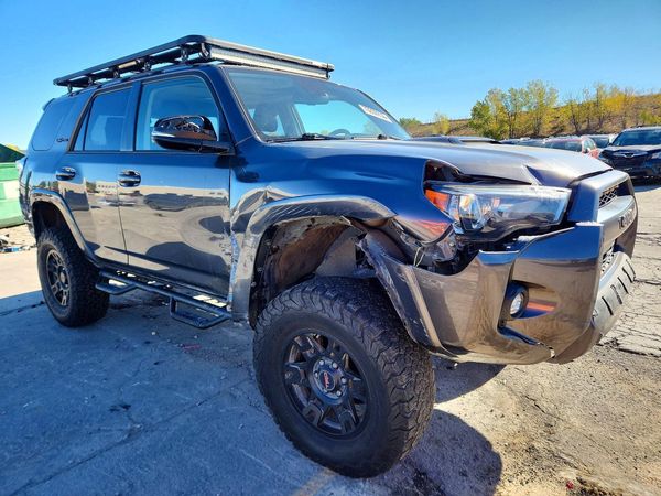 2021 TOYOTA 4RUNNER TRD offroad Prem — Passenger 3/4