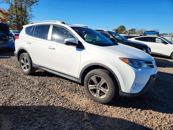 2015 TOYOTA RAV4 XLE (M Grade) — Passenger 3/4