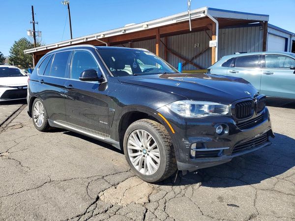 2017 BMW X5 xDrive35i — Passenger 3/4