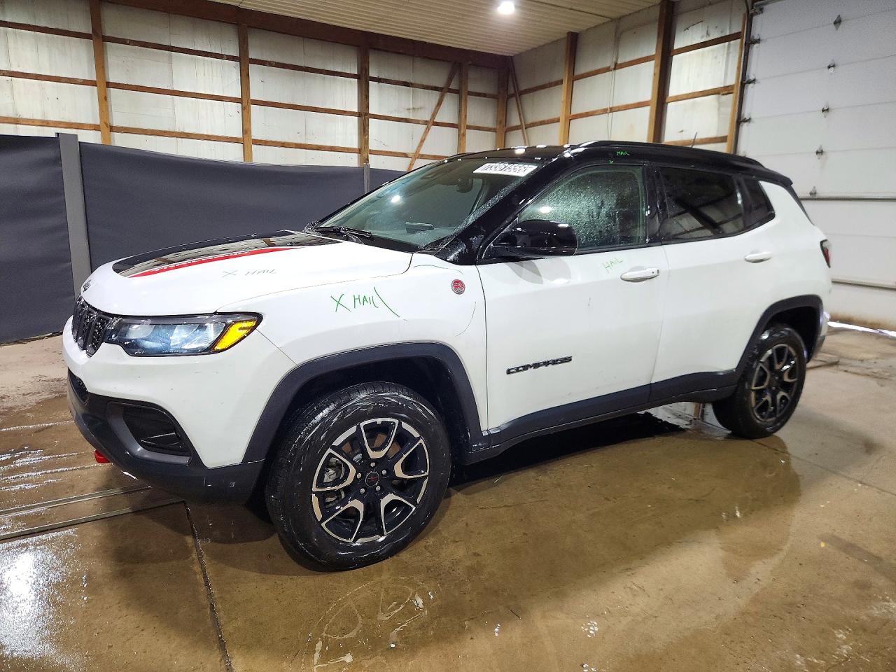 2025 JEEP COMPASS Trailhawk — Front 3/4