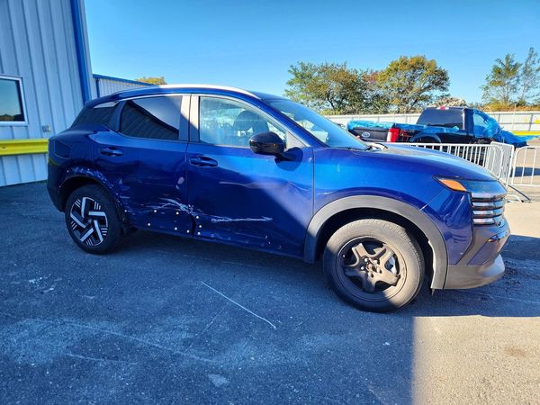 2026 NISSAN KICKS SV — Passenger 3/4