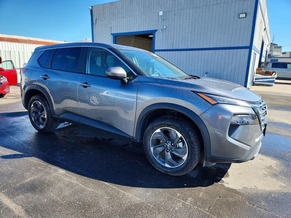 2025 NISSAN ROGUE SV — Passenger 3/4