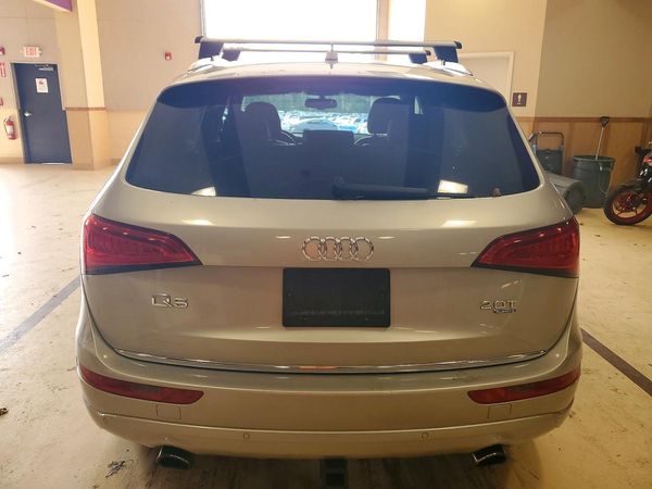 2015 AUDI Q5 Premium Plus — DIRR