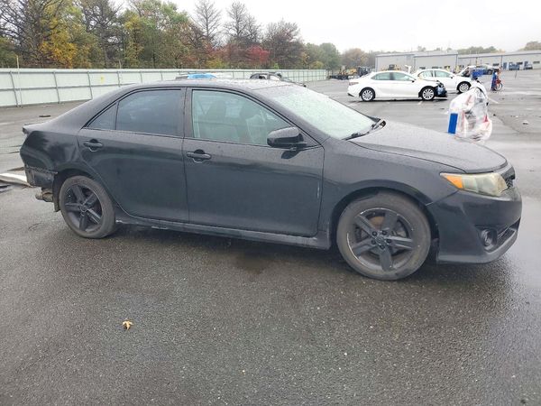 2012 TOYOTA CAMRY — Passenger 3/4