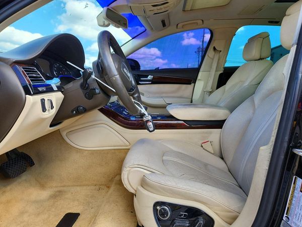 2014 AUDI A8 L — DENT