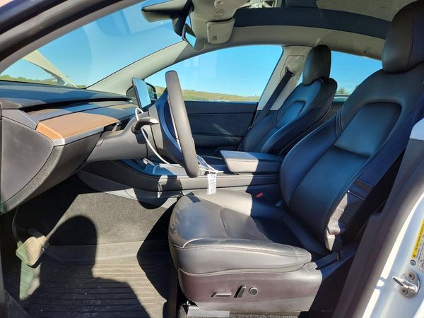 2021 TESLA MODEL Y — DENT