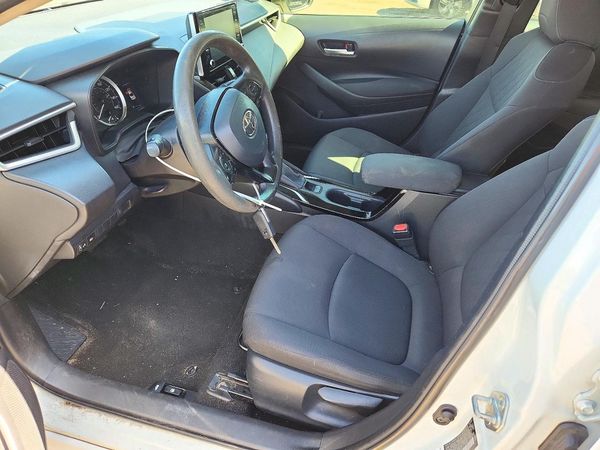 2020 TOYOTA COROLLA LE — DENT