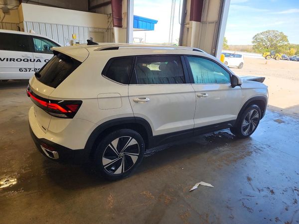 2025 VOLKSWAGEN TAOS 4Motion SE — PSRA