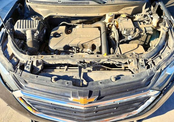 2018 CHEVROLET EQUINOX LT (1LT) — Engine bay