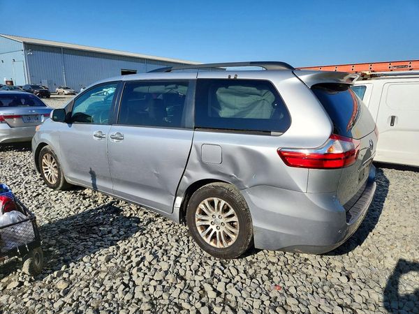 2015 TOYOTA SIENNA — DSRA