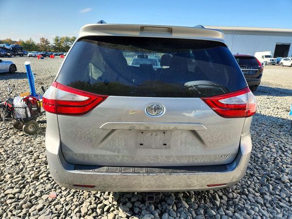 2015 TOYOTA SIENNA — DIRR