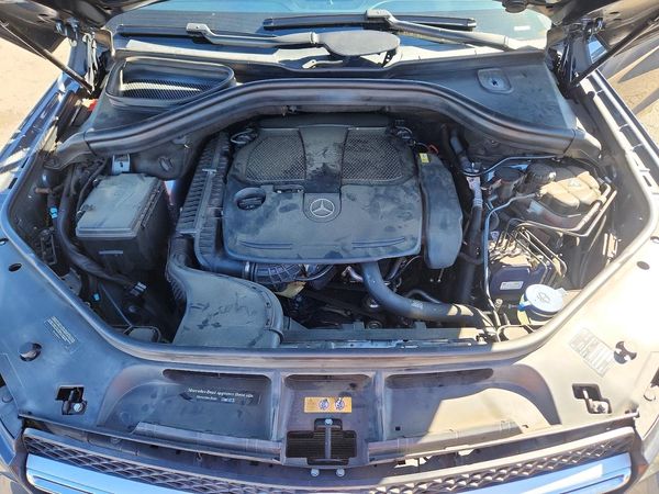 2016 MERCEDES-BENZ GLE GLE350 — Engine bay