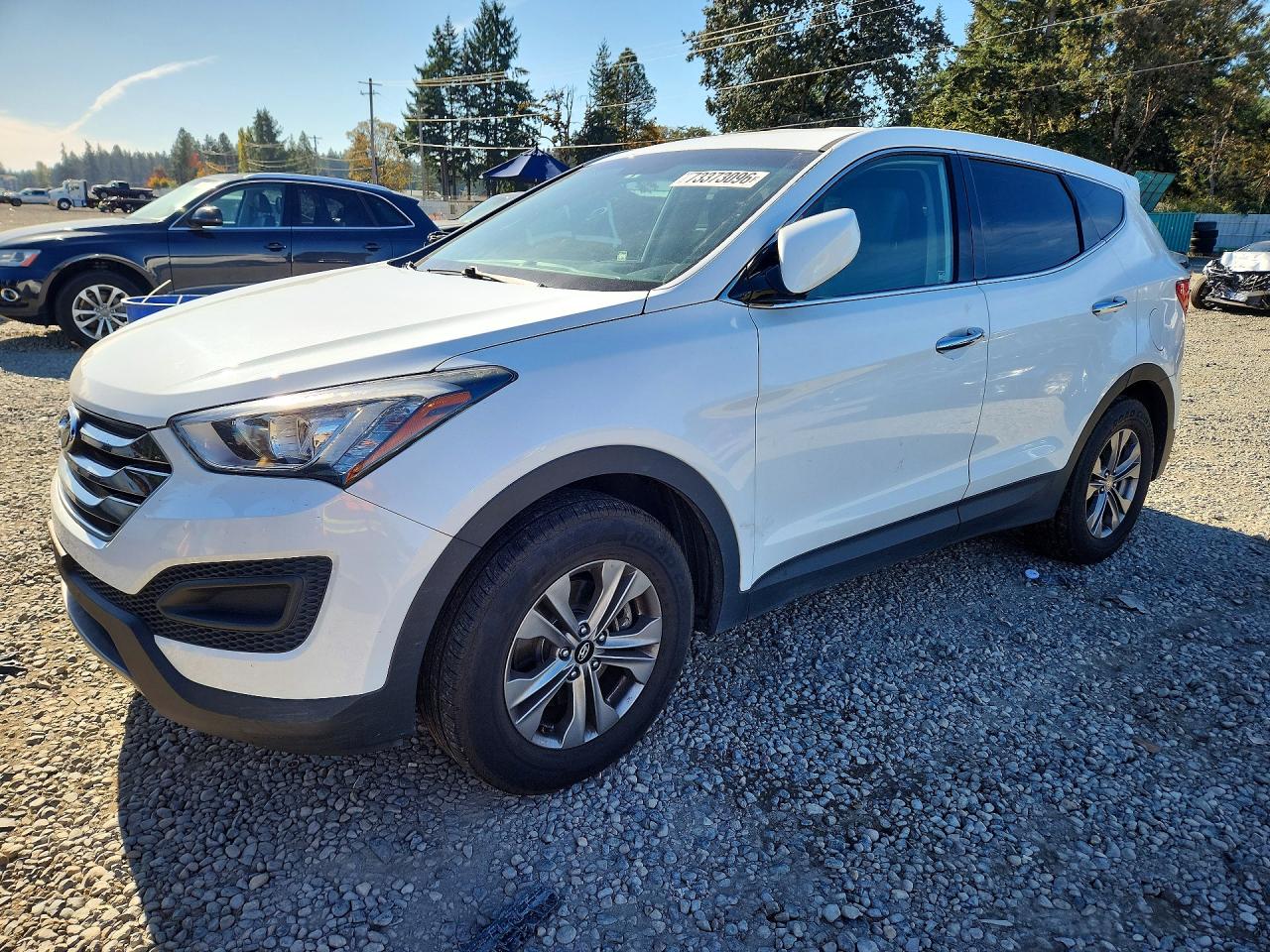 2016 HYUNDAI SANTA FE Base — Front 3/4