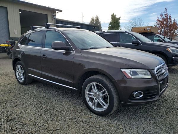 2014 AUDI Q5 Premium Plus — Passenger 3/4
