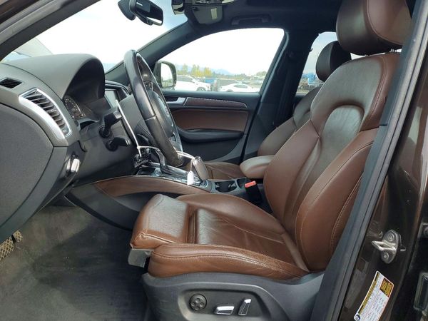 2014 AUDI Q5 Premium Plus — DENT