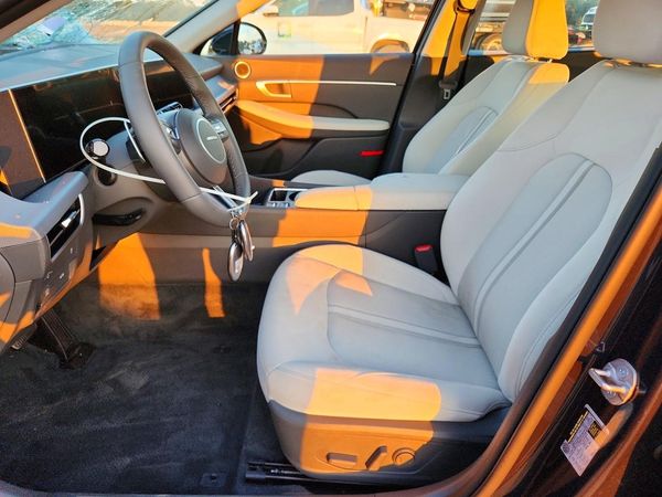 2026 HYUNDAI SONATA SEL Sport — DENT
