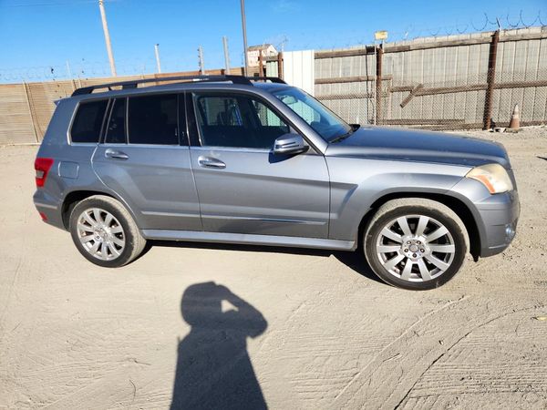 2012 MERCEDES-BENZ GLK GLK350 — Passenger 3/4