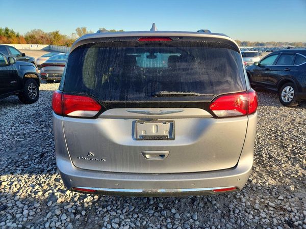 2017 CHRYSLER PACIFICA Touring L Plus — DIRR