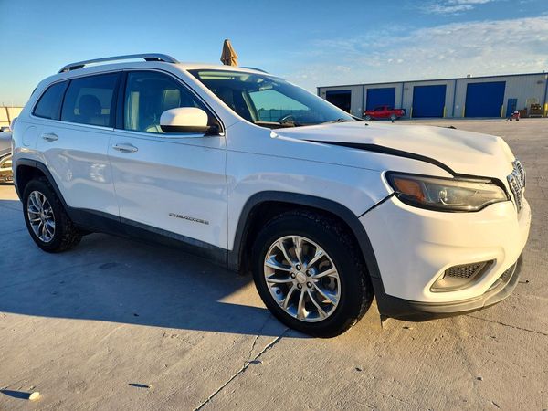 2019 JEEP CHEROKEE Latitude Plus — Passenger 3/4