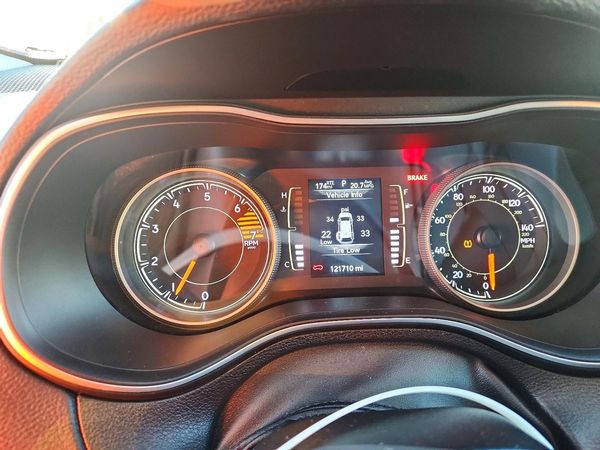 2019 JEEP CHEROKEE Latitude Plus — ODOM