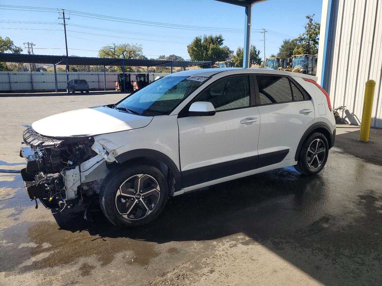 2026 KIA NIRO LX — Front 3/4