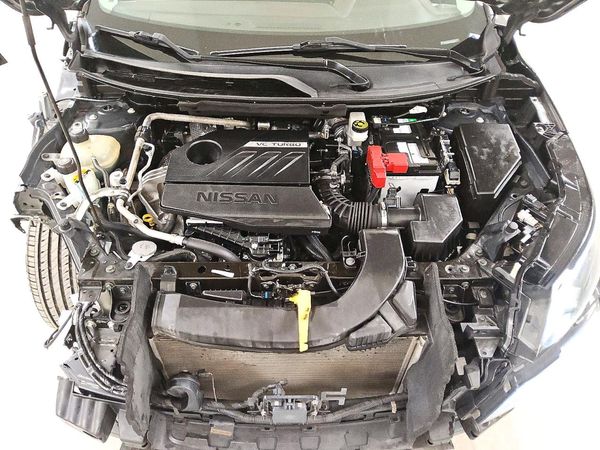 2023 NISSAN ROGUE SV — Engine bay