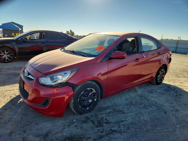 2013 HYUNDAI ACCENT — DSFA — Front 3/4