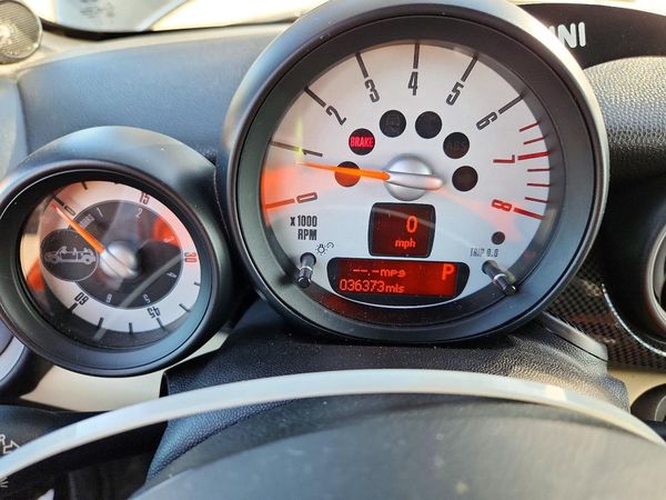 2014 MINI COOPER — ODOM