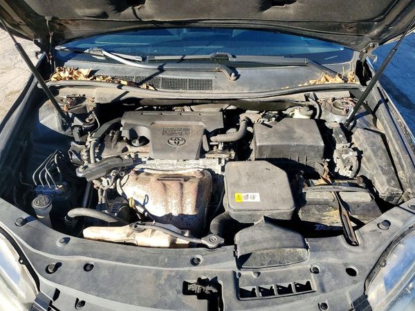 2017 TOYOTA CAMRY LE/SE/XLE/XSE — Engine bay