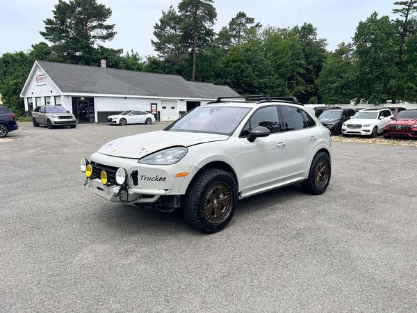 2021 PORSCHE CAYENNE