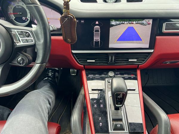 2021 PORSCHE CAYENNE