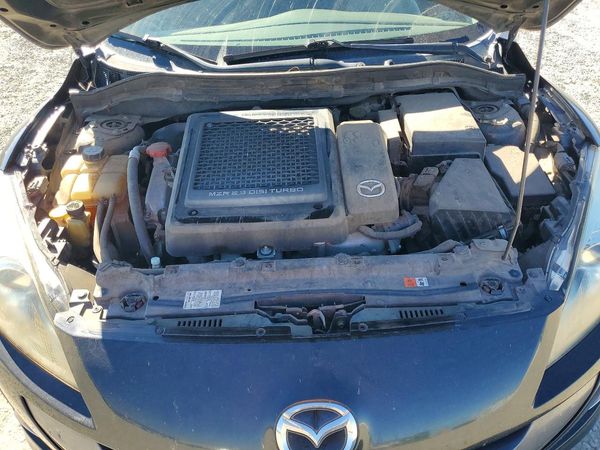 2013 MAZDA SPEED Touring/GS — Engine bay