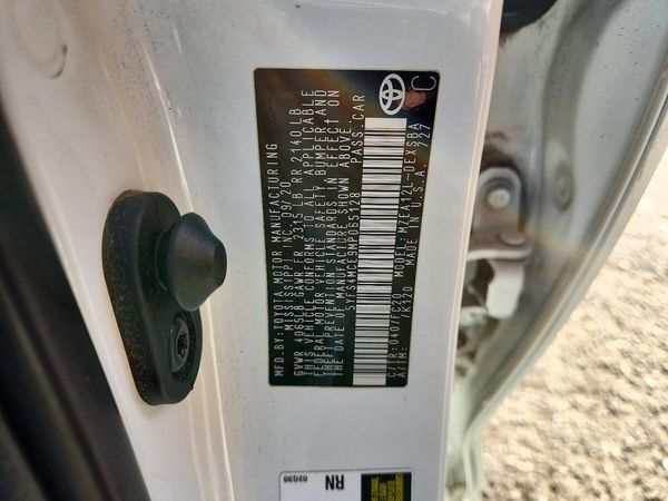 2021 TOYOTA COROLLA SE, CVT — VINS