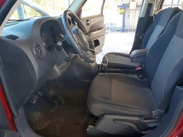 2013 JEEP PATRIOT Latitude — DENT