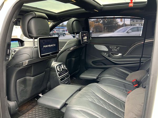 2017 MERCEDES-BENZ S Mercedes-Maybach S550-4M