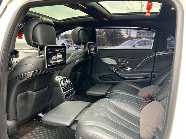 2017 MERCEDES-BENZ S Mercedes-Maybach S550-4M