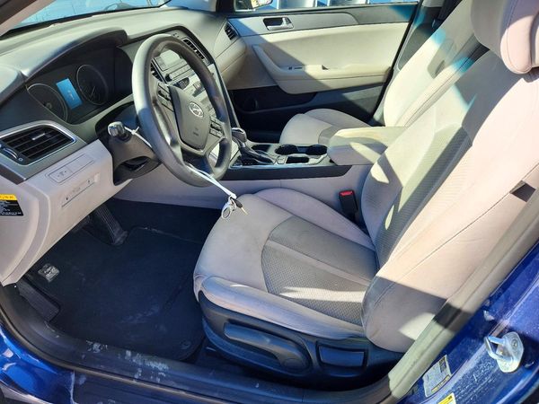 2015 HYUNDAI SONATA SE, ECO — DENT