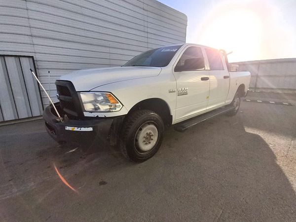 2017 RAM 2500 ST — Front 3/4