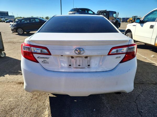 2014 TOYOTA CAMRY — DIRR