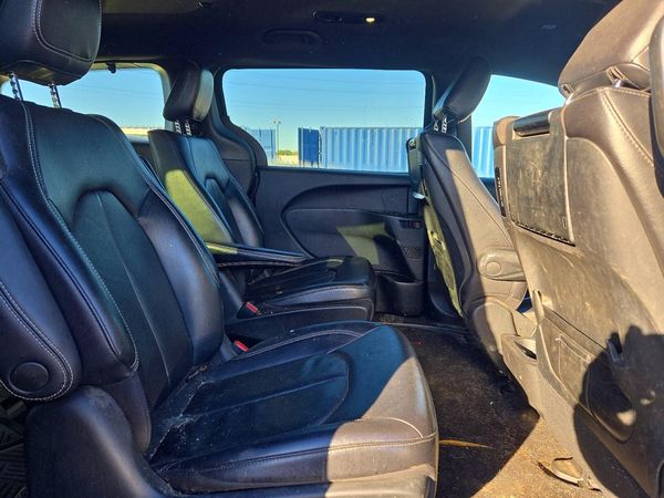 2022 CHRYSLER PACIFICA Touring L — PSRS
