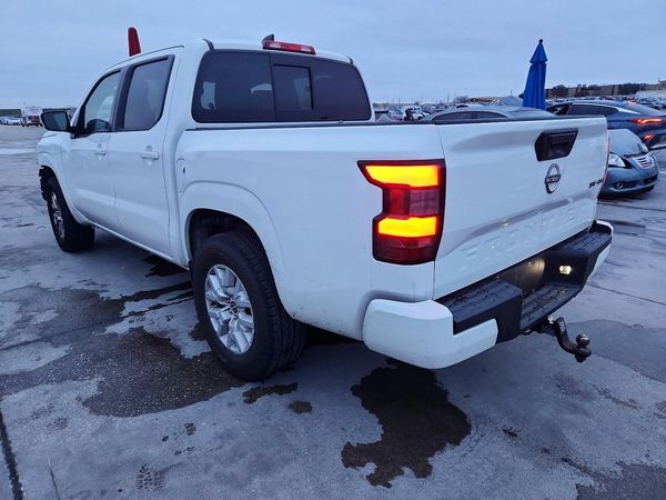 2022 NISSAN FRONTIER Crew Cab
