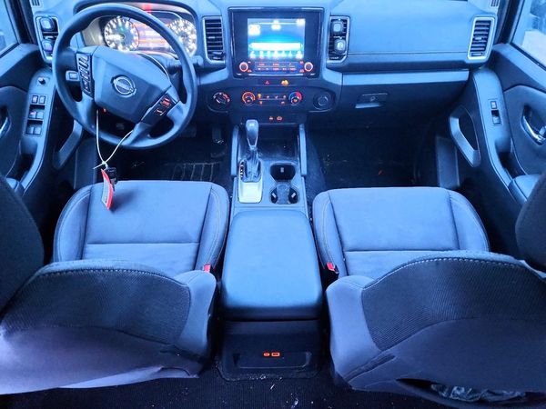 2022 NISSAN FRONTIER Crew Cab