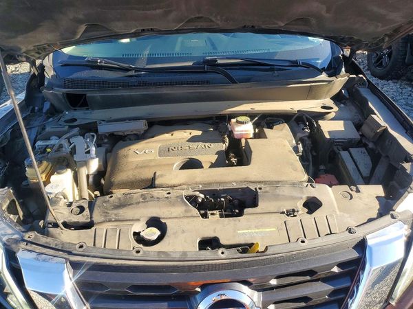2020 NISSAN PATHFINDER Platinum — Engine bay